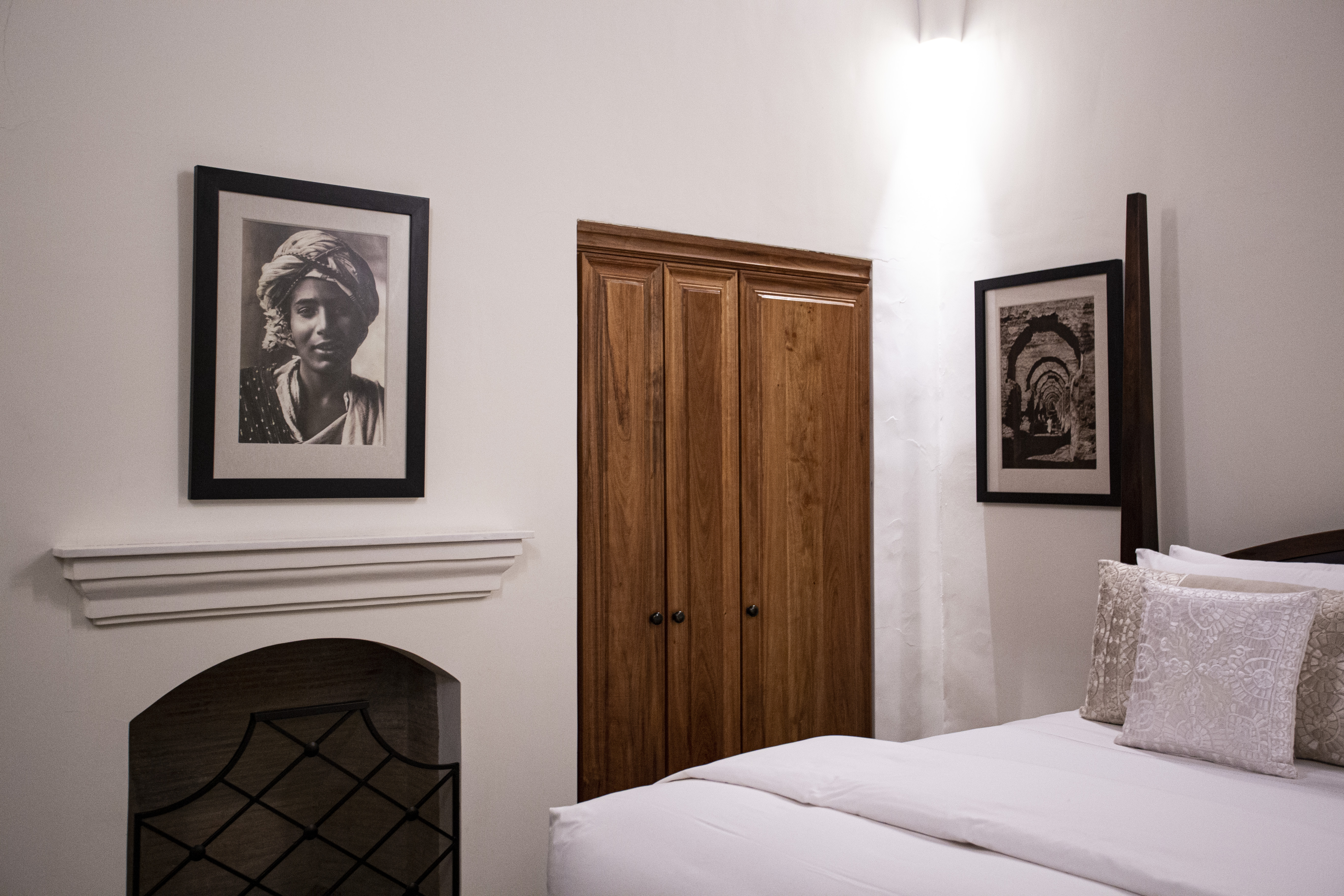 Habitación con toques de madera
